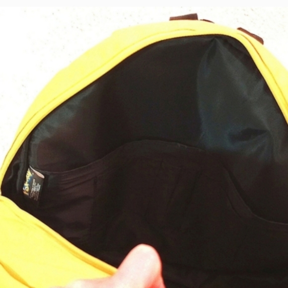 Pokemon Pikachu backpack - Picture 4 of 9